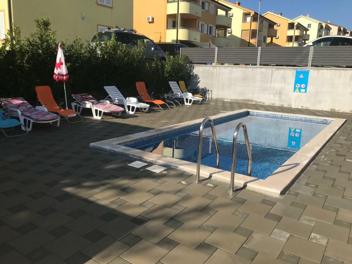 Apartments Ibis Cizici Exterior photo
